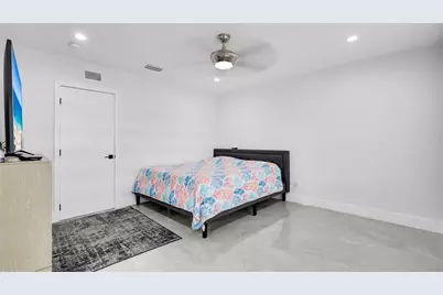 6290 W 16th Avenue, Hialeah, FL 33012 - Photo 37
