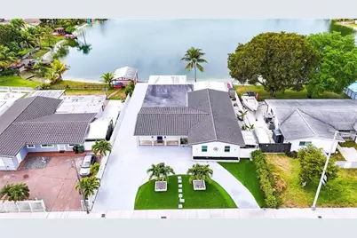 6290 W 16th Avenue, Hialeah, FL 33012 - Photo 1