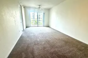 3600 Oaks Clubhouse Dr, Pompano Beach, FL 33069 - Photo 5