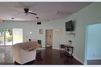 2100 Springdale Boulevard #303, Palm Springs, FL 33461 - Photo 25
