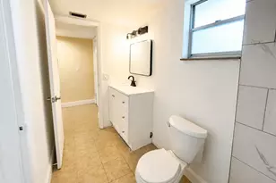1401 NE Miami Gardens Dr, Miami, FL 33179 - Photo 15