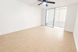 1401 NE Miami Gardens Dr, Miami, FL 33179 - Photo 11