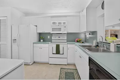 2898 SW 22nd Circle #231b, Delray Beach, FL 33445 - Photo 9