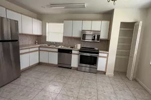 3961 Park Ln, Palm Springs, FL 33406 - Photo 9