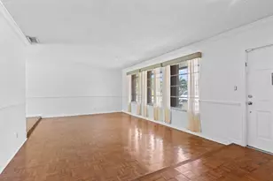 2140 NE 206th St, Miami, FL 33179 - Photo 5