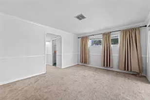 2140 NE 206th St, Miami, FL 33179 - Photo 15