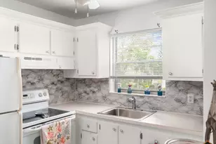 347 Windsor O, West Palm Beach, FL 33417 - Photo 11