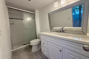 22 Somerset A, West Palm Beach, FL 33417 - Photo 5