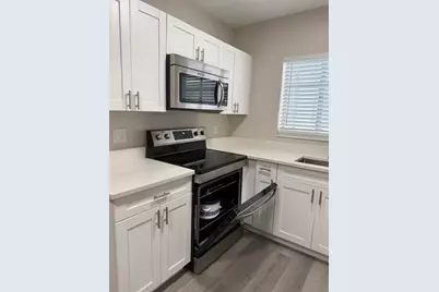 112 Lake Avenue #5, Lake Worth Beach, FL 33460 - Photo 9