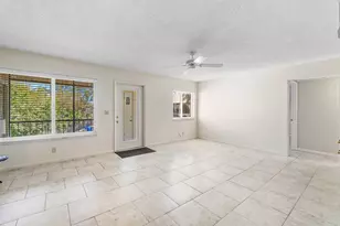 322 Pine Ridge Cir, Greenacres, FL 33463 - Photo 5
