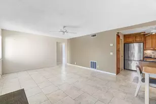 322 Pine Ridge Cir, Greenacres, FL 33463 - Photo 7