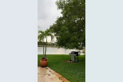 9019 Alexandra Circle, Wellington, FL 33414 - Photo 13