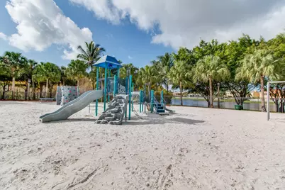 9019 Alexandra Circle, Wellington, FL 33414 - Photo 31
