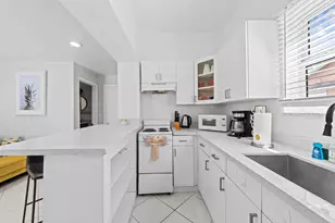 1947 Adams St, Hollywood, FL 33020 - Photo 5