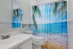 2789 Ashley Dr W, West Palm Beach, FL 33415 - Photo 11