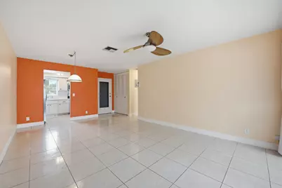 2789 Ashley Drive W #C, West Palm Beach, FL 33415 - Photo 11