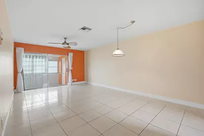 2789 Ashley Drive W #C, West Palm Beach, FL 33415 - Photo 3