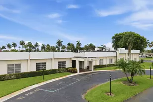2789 Ashley Dr W, West Palm Beach, FL 33415 - Photo 15