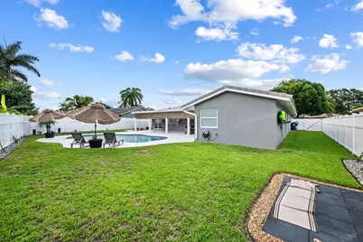 8552 Shadow Wood Boulevard, Coral Springs, FL 33071 - Photo 29