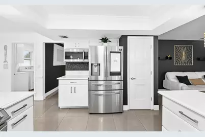 8552 Shadow Wood Boulevard, Coral Springs, FL 33071 - Photo 9