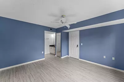 6097 Balboa Circle #202, Boca Raton, FL 33433 - Photo 11