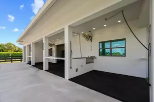 15450 Estancia Ln, Wellington, FL 33414 - Photo 5
