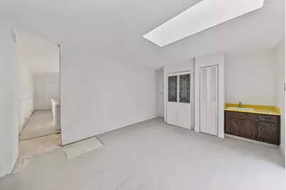 2056 NE 21st Court, Wilton Manors, FL 33305 - Photo 19