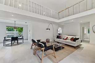 2056 NE 21st Ct, Wilton Manors, FL 33305 - Photo 25