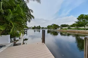 2056 NE 21st Ct, Wilton Manors, FL 33305 - Photo 9