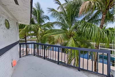 2056 NE 21st Court, Wilton Manors, FL 33305 - Photo 21