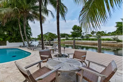 2056 NE 21st Court, Wilton Manors, FL 33305 - Photo 7