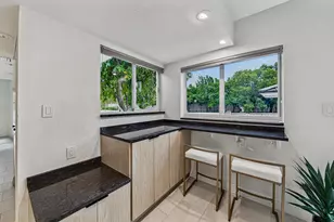 2056 NE 21st Ct, Wilton Manors, FL 33305 - Photo 31