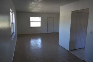 2400 NW 21st St, Fort Lauderdale, FL 33311 - Photo 15