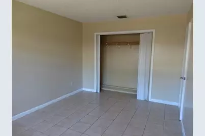 2400 NW 21st Street #3, Fort Lauderdale, FL 33311 - Photo 11