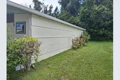 214 W Caribbean, Port Saint Lucie, FL 34952 - Photo 7