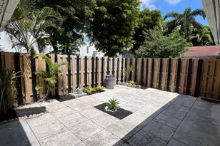 4397 Woodstock Dr, West Palm Beach, FL 33409 - Photo 17