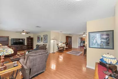 397 La Mancha Avenue, Royal Palm Beach, FL 33411 - Photo 9