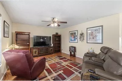 397 La Mancha Avenue, Royal Palm Beach, FL 33411 - Photo 7