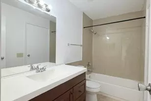 899 W Riverside Dr, Coral Springs, FL 33071 - Photo 19