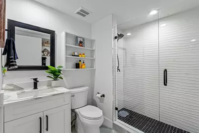 2640 Lake Shore Drive #2112, Riviera Beach, FL 33404 - Photo 19