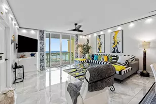 2640 Lake Shore Dr, Riviera Beach, FL 33404 - Photo 9