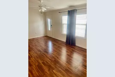 195 Plantation Boulevard, Lake Worth, FL 33467 - Photo 7