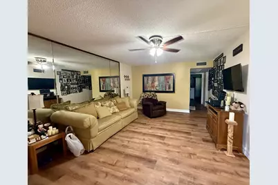 85 Canterbury D, West Palm Beach, FL 33417 - Photo 3