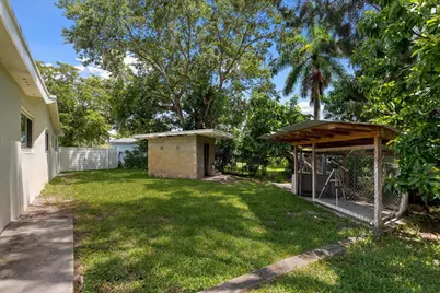 8951 SW 51st Place, Cooper City, FL 33328 - Photo 31