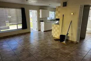 1102 James Rd, Lake Worth, FL 33462 - Photo 7