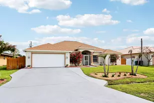 611 SW Saragossa Ave, Port Saint Lucie, FL 34953 - Photo 3