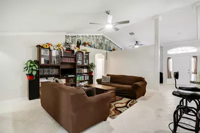 611 SW Saragossa Avenue, Port Saint Lucie, FL 34953 - Photo 15