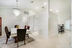611 SW Saragossa Ave, Port Saint Lucie, FL 34953 - Photo 9