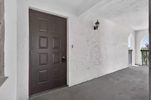 313 Lake Circle, North Palm Beach, FL 33408 - Photo 3
