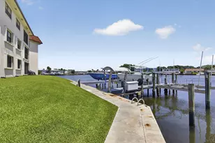 313 Lake Circle, North Palm Beach, FL 33408 - Photo 35